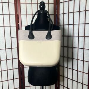 O BAG RUBBER & FABRIC‎ TRIM ITAILIAN MADE TOTE BAG